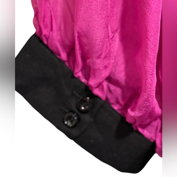 Bebe NWT Size M Pretty Pink Purple Black Silk High Waisted Ruffled Dress. (0573) - Picture 10 of 16